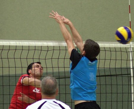 20150922.volleyball.hobbits.Action (3)