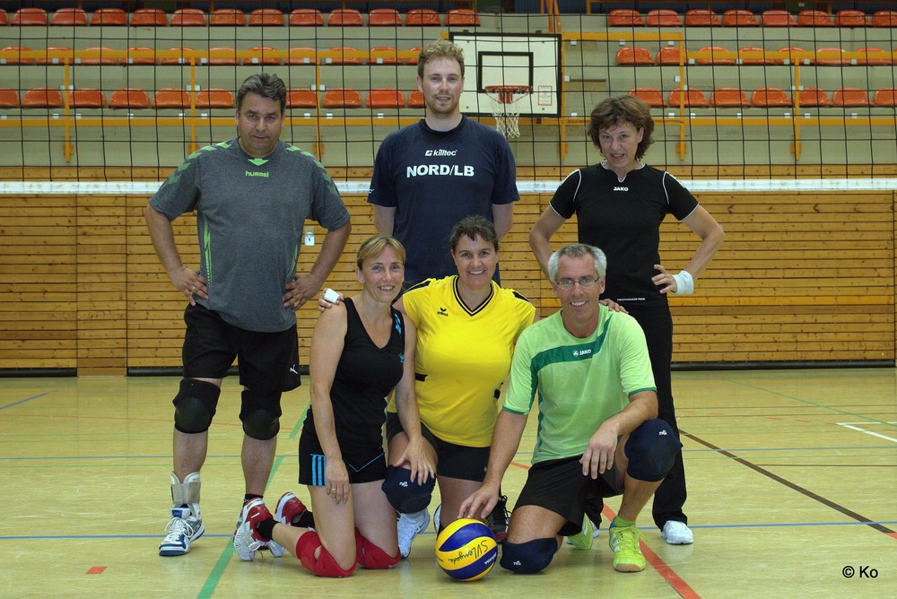 20150922.volleyball.hobbits.team (5)