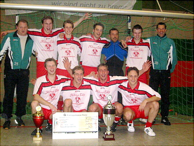 2003-01-06_2002-03_fussball_1.herren_pazcup_bild16